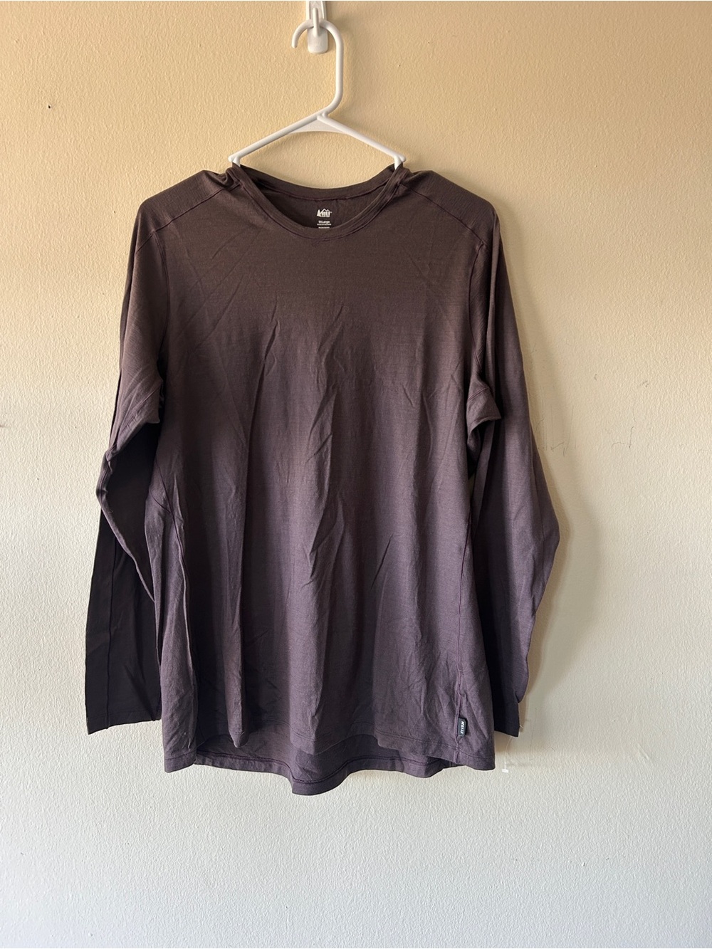 Purple REI merino wool baselayer top and bottom - Picture 5 of 10